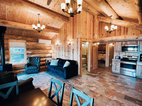 Smart TV, fireplace, DVD player, offices