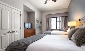 4 bedrooms, in-room safe, iron/ironing board, WiFi