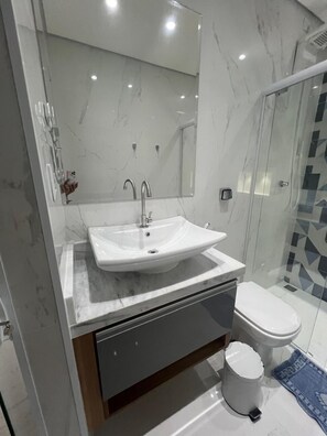 Dusche, Bidet