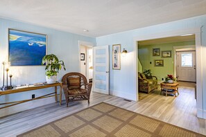 Reception - Island Guesthouse and Motel (Manteo)