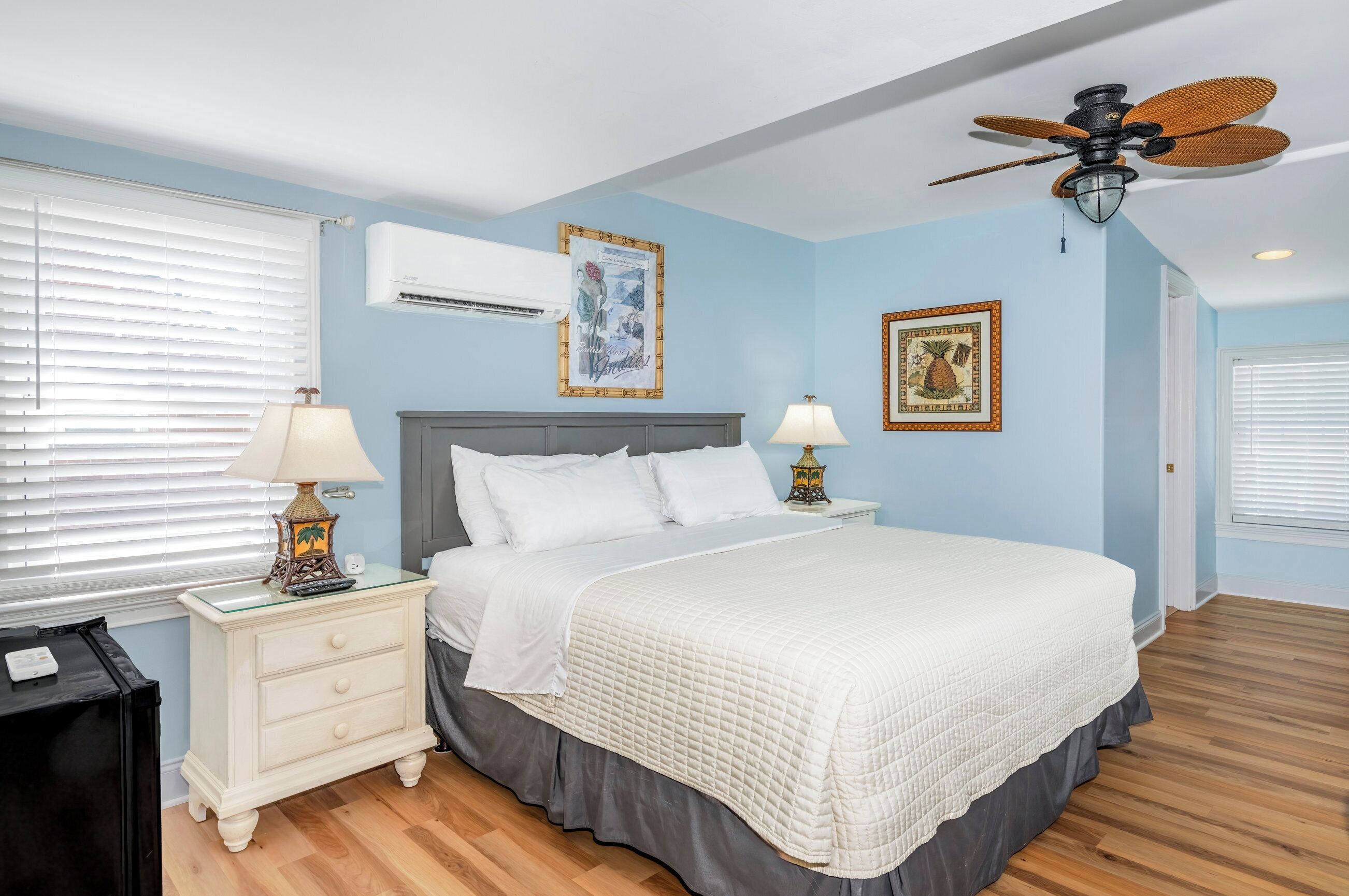 싱글룸, 킹사이즈침대 1개 | 다리미/다리미판, 무료 WiFi, 침대 시트