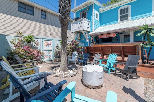 Island Guesthouse and Motel