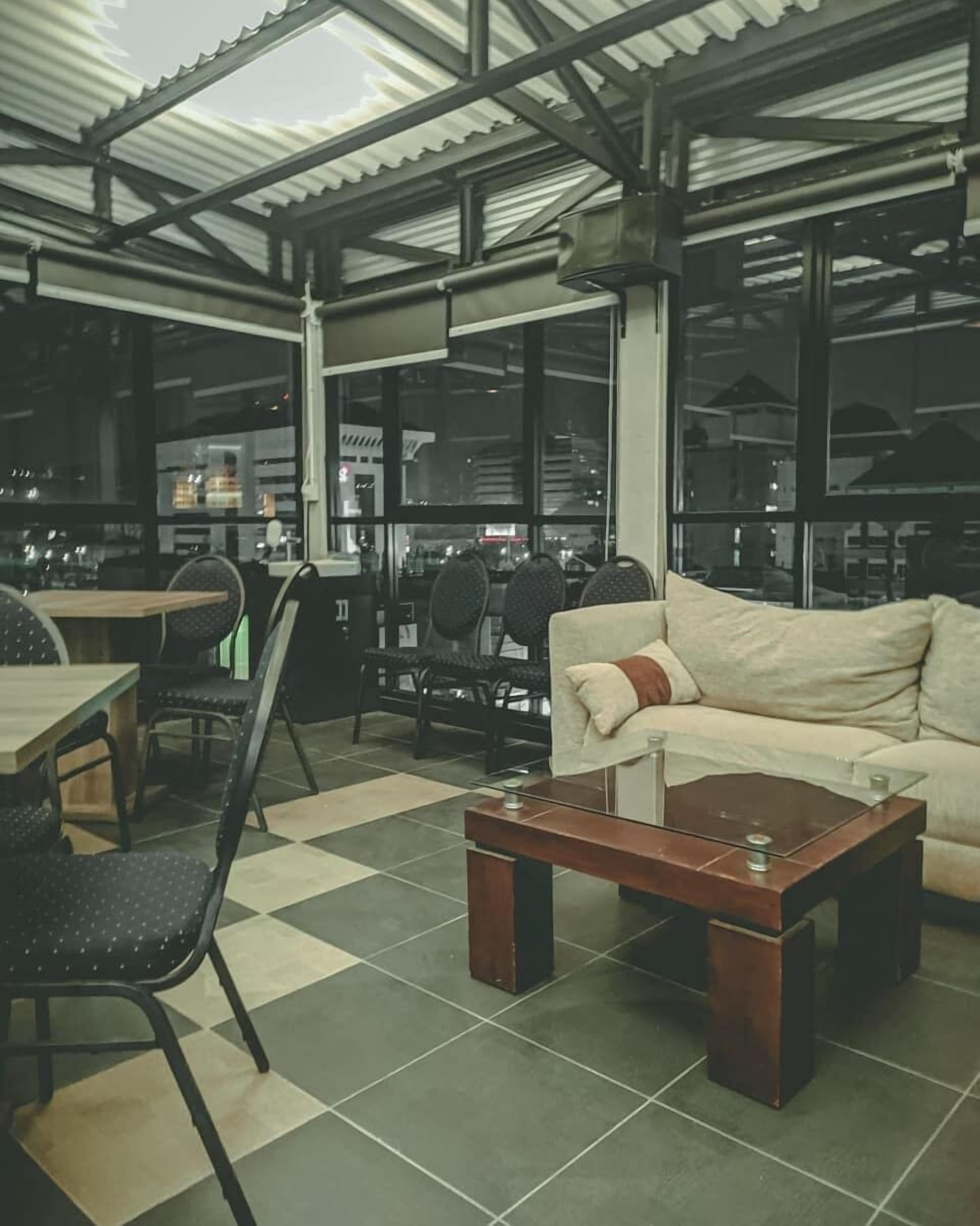 Cafe