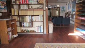 Pintu masuk interior