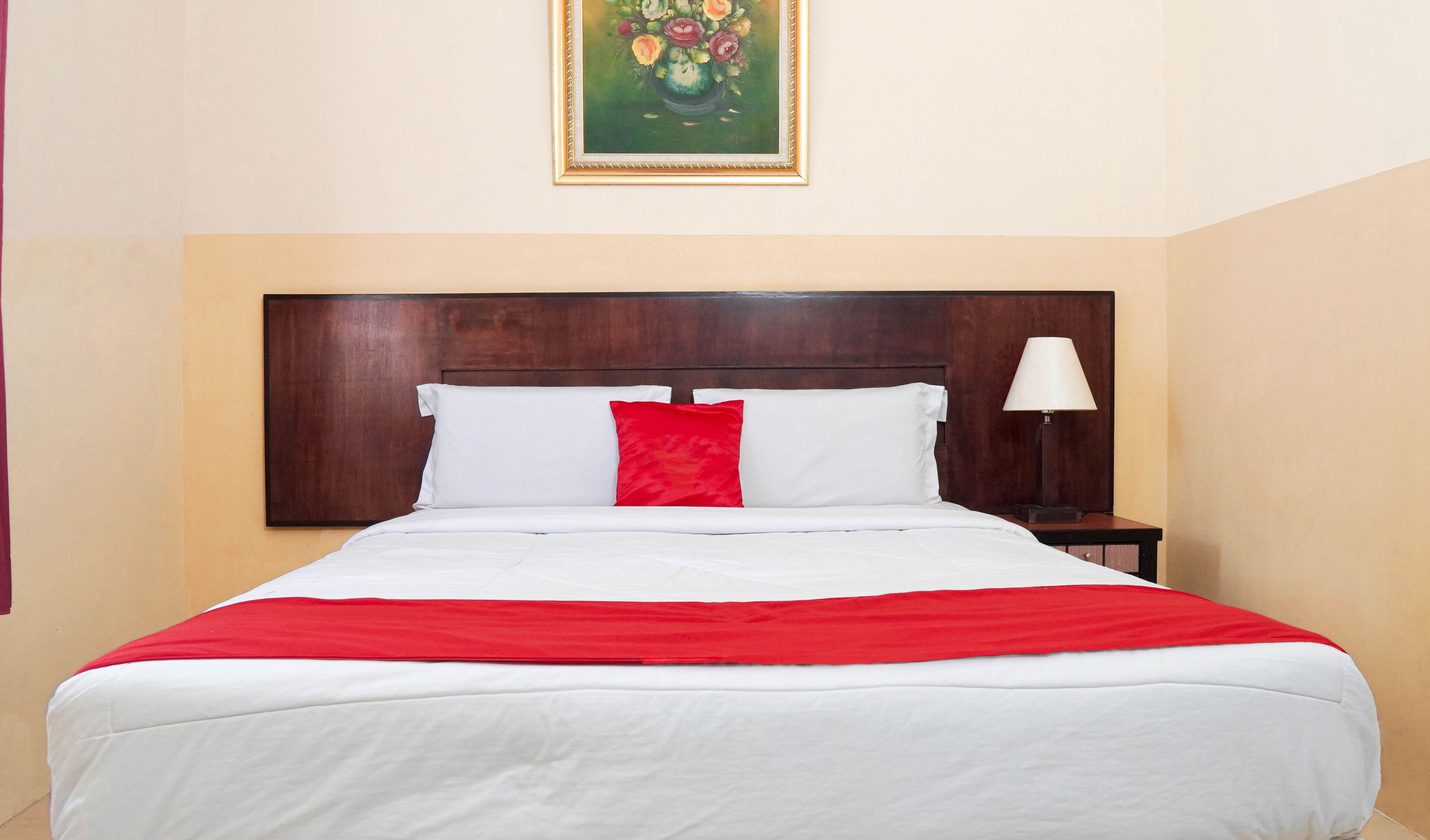 Deluxe Room | Rollaway beds, free WiFi