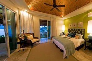 6 bedrooms, iron/ironing board, travel cot, free WiFi