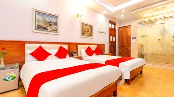 Habitación superior con 2 camas individuales | Escritorio, insonorización y wifi gratis