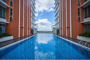 Outdoor pool - OYO Home 89748 Classic 3 Br The Arc (Cyberjaya)
