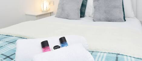 Habitación doble superior, baño en la habitación (With TV)