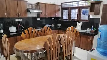 Laceleaf | Shared kitchen facilities | Fridge, microwave, stovetop, toaster
