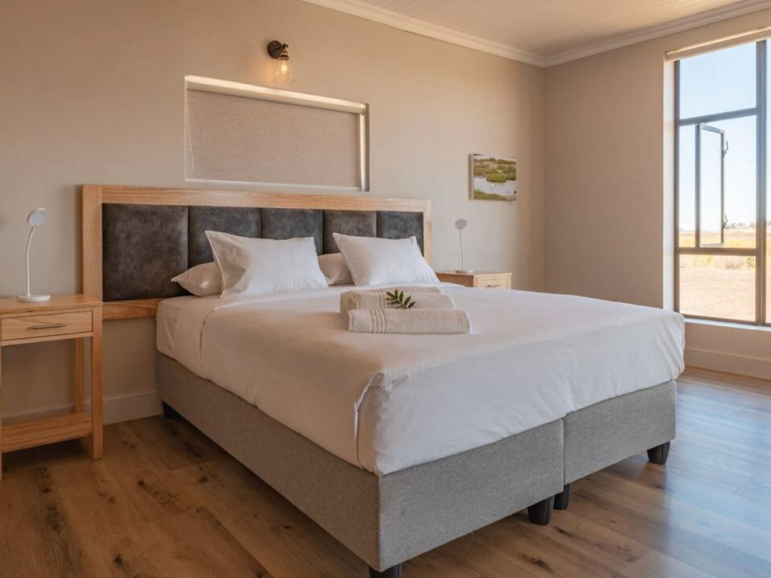 Egyptian cotton sheets, premium bedding, pillow-top beds, in-room safe