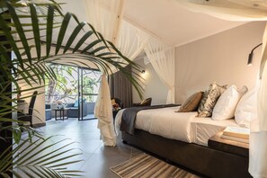 Minibar, in-room safe, desk, free WiFi - Kruger Eden Lodge (Nkomazi)