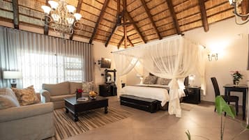Luxury-Suite | 1 Schlafzimmer, Minibar, Zimmersafe, Schreibtisch
