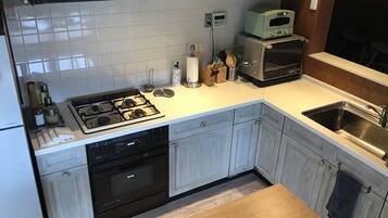 Private Vacation Home (2LDK) | Private kitchen | Full-size fridge, microwave, oven, stovetop