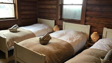 Private Vacation Home (2LDK) | 2 bedrooms, free WiFi