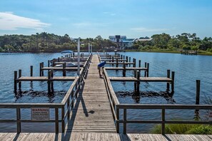 Guests can enjoy a serene lakeside experience with access to the water via multiple docks.