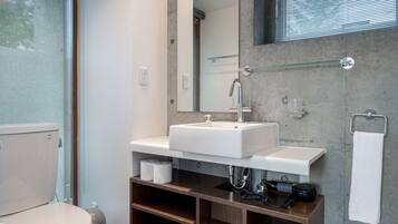 Villa, 3 Bedrooms | Bathroom | Shower, hair dryer, slippers, towels