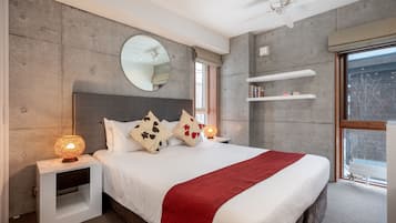 Villa, 4 Bedrooms | 3 bedrooms, in-room safe, iron/ironing board, free WiFi