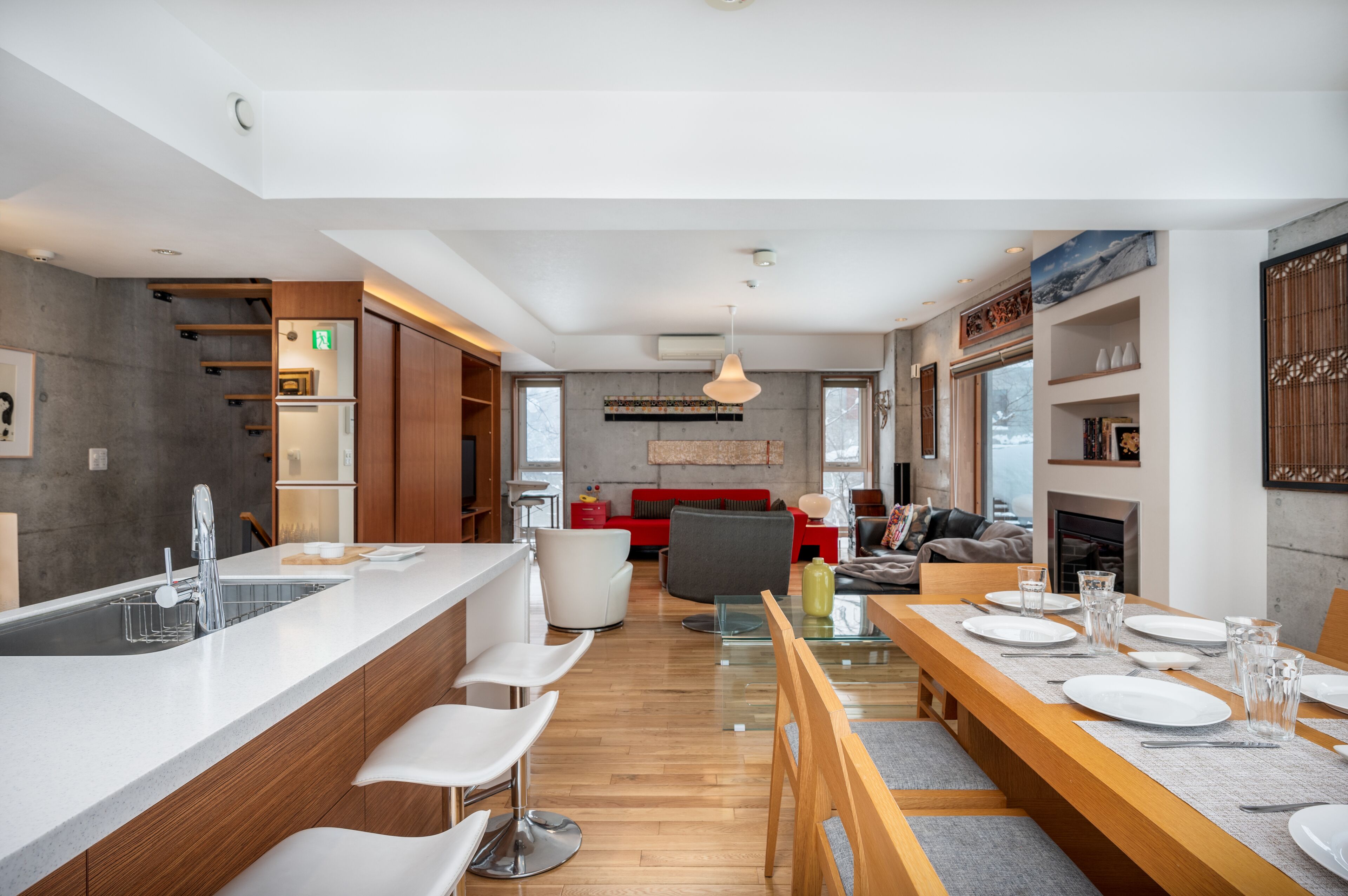 Villa, 4 Bedrooms | Dining room