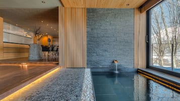 Villa, 2 Bedrooms | Deep-soaking bathtub