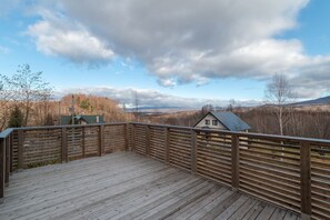 Chalet, 3 Bedrooms | Balcony - Komorebi Chalet by Hokkaido Tracks (Kutchan)
