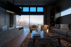 Alpehytte - 3 soveværelser | Opholdsområde | Tv
