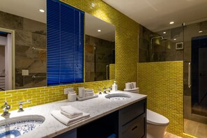 Bathroom - Gustav's Hideaway by H2 Life (Kutchan)