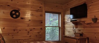 All the amenities you need for R&R and/or fun, can sleep 18, Game Room.