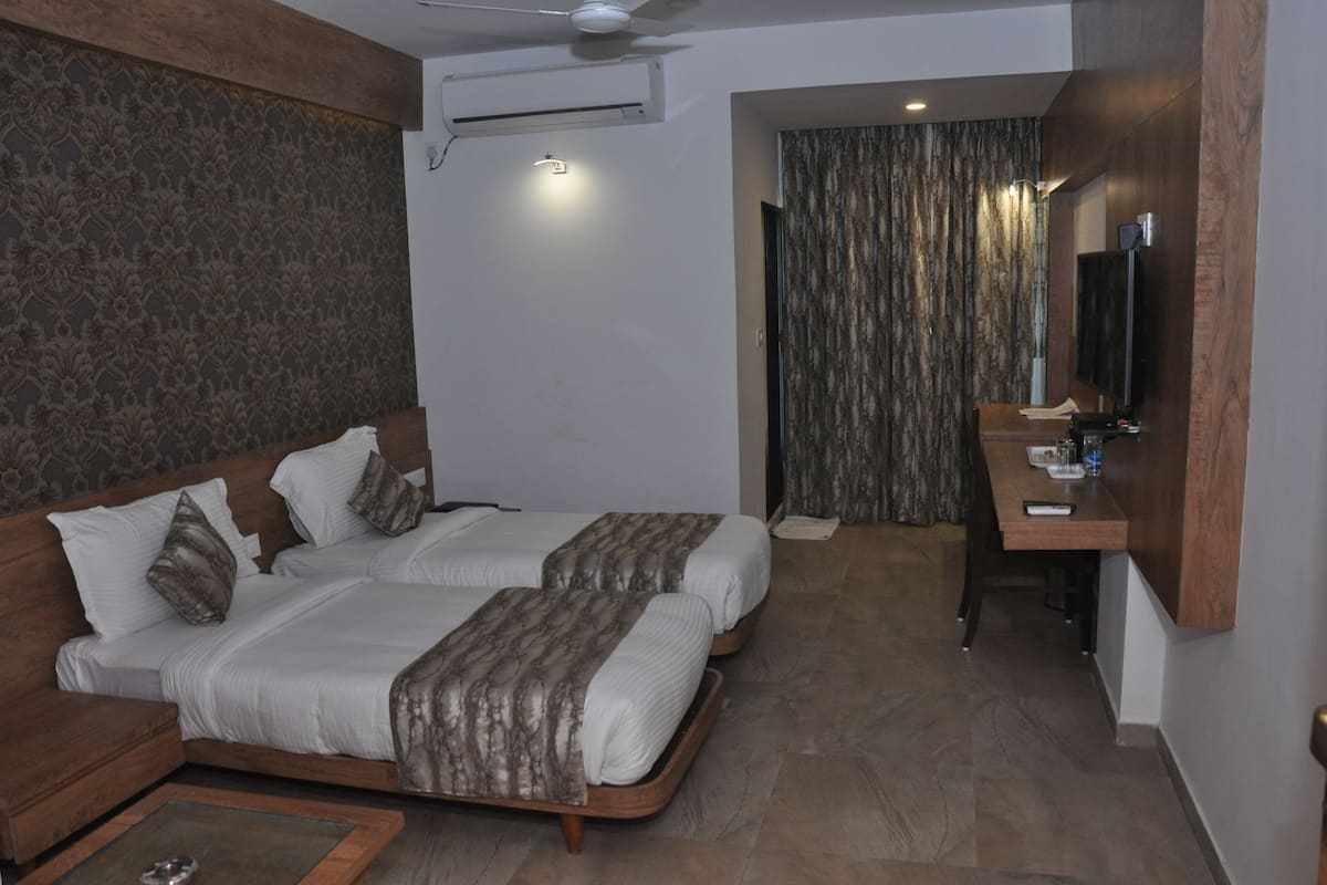 1 habitación, decoración personalizada y muebles diferentes
