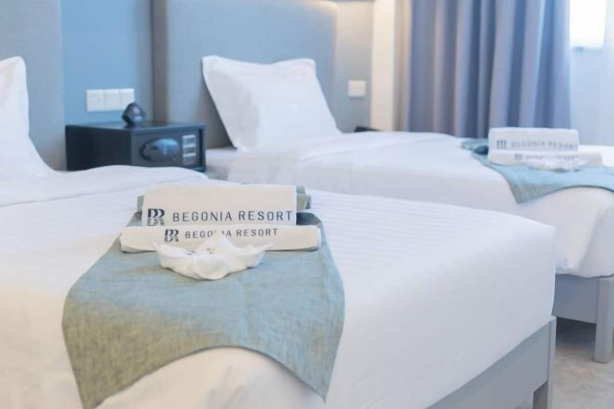 In-room safe, blackout drapes, soundproofing, free WiFi