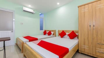 Superior Quadruple Room | WiFi (free), bed sheets