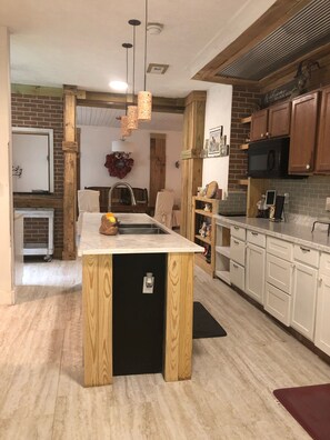 Fridge, microwave, oven, stovetop - Country Life and The Great Outdoors (Collins)