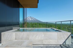 4 Bedroom Yotei Penthouse Residence | Room amenity