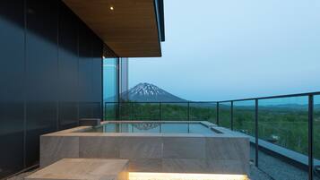 4 Bedroom Yotei Penthouse Residence | Room amenity