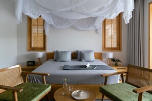 Laptop workspace, blackout drapes, soundproofing, iron/ironing board - Chibu Riverside Cottages and Dorm (Nhon Trach)