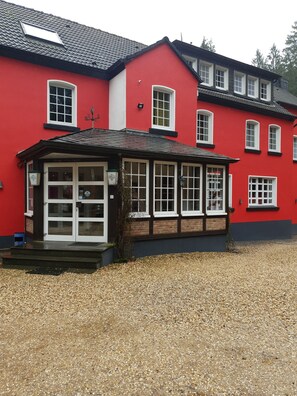 Front of property - Waldhotel und Restaurants Lemberg (Hagen)