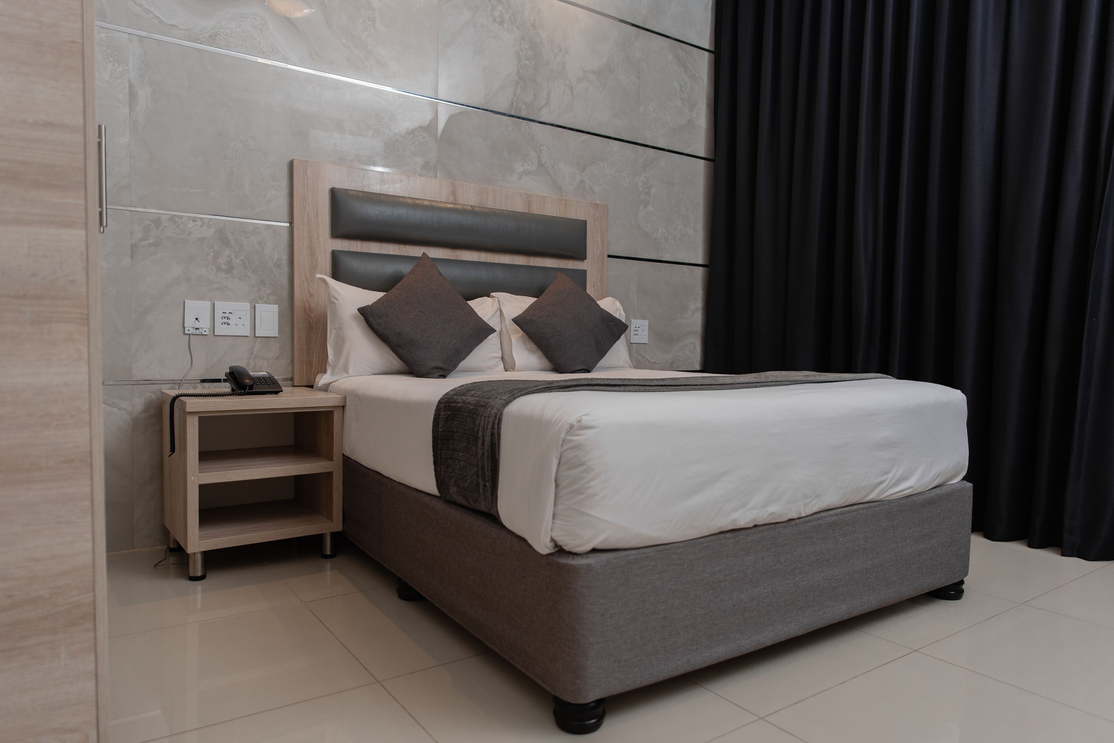 double room | 1 bedroom, premium bedding, desk, free wifi