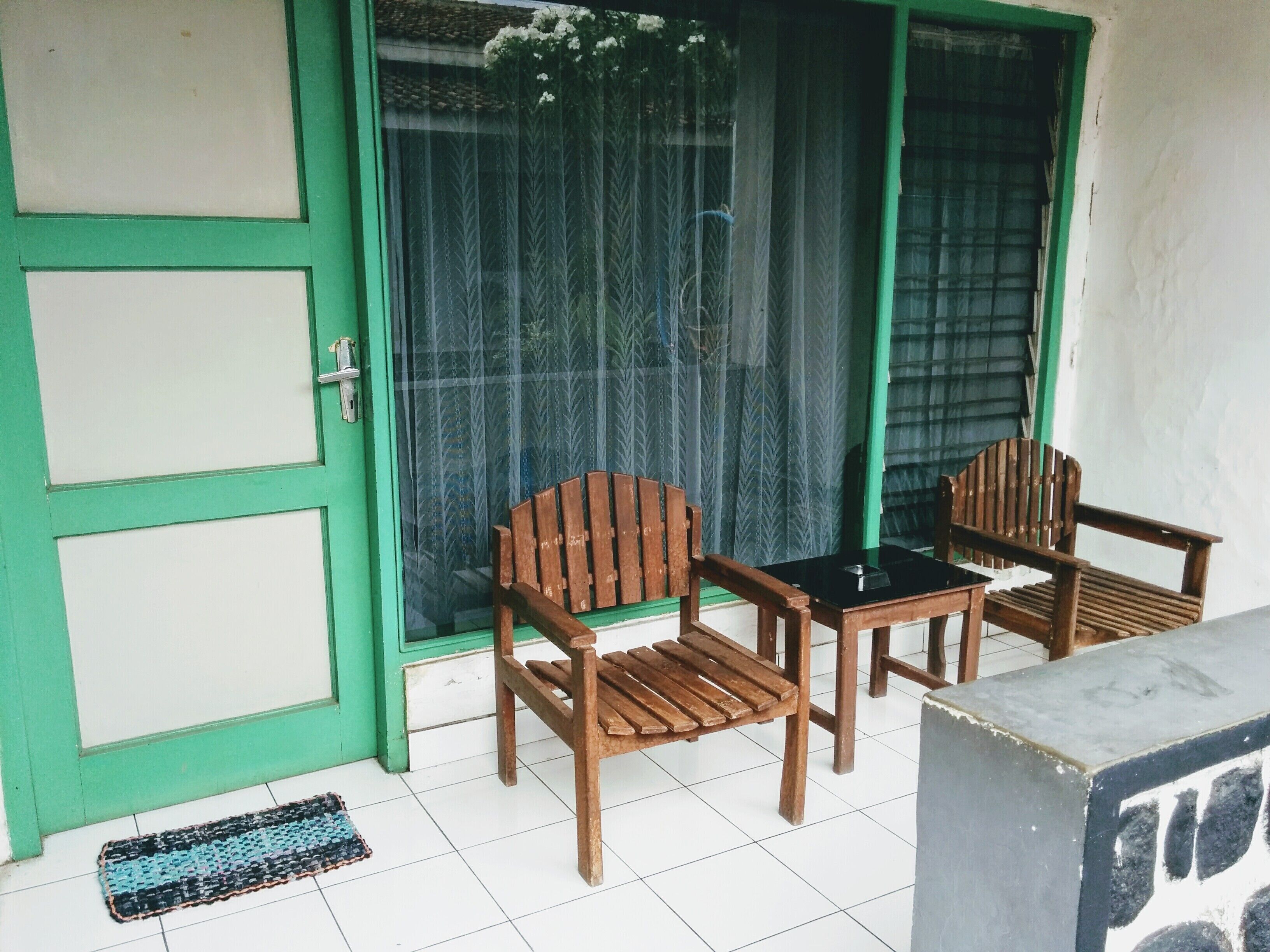 Habitación económica doble (with AC) | Terraza o patio