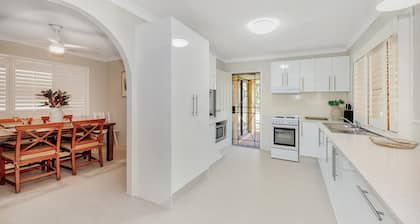 Fabulously Presented Family Retreat on Bribie Island