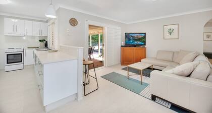 Fabulously Presented Family Retreat on Bribie Island