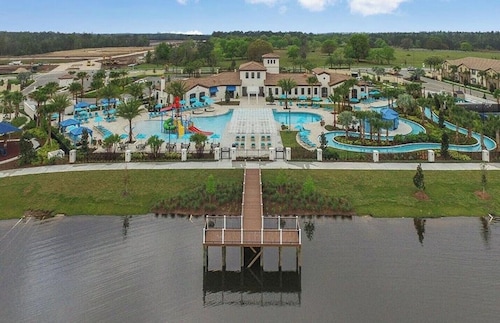 Villa w/ Private Pool & Free Resort Access!