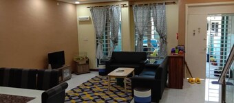 - A House that fit with group travel or family and strategy place.