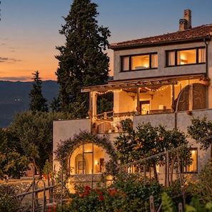 Exterior - LA SBILENCHINA (Calice Ligure)