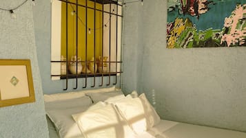 1 bedroom, travel cot, free WiFi, bed sheets