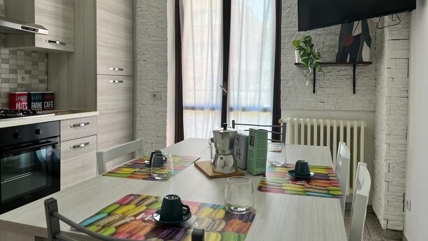 Luokittelematon kuva, 1 kautta 24, painike