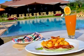 Free daily cooked-to-order breakfast - Starling Bird Resort (Machakos)