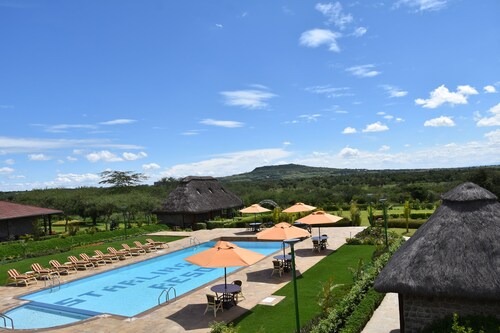 Starling Bird Resort