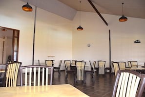 Breakfast, lunch and dinner served - Starling Bird Resort (Machakos)