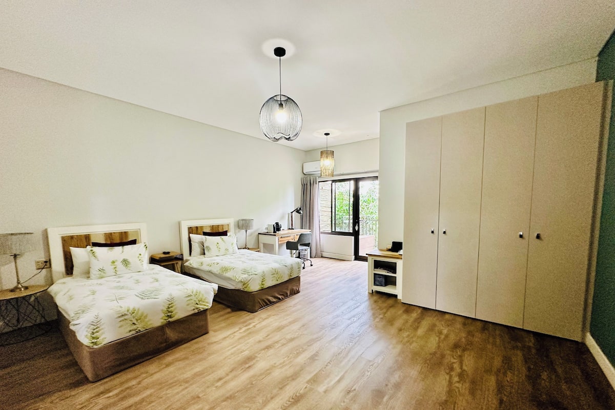 ห้องลักซ์ชัวรี่ทวิน | พื้นที่ทำงานแบบใช้แล็ปท็อป, Wi-Fi ฟรี, ห้องพักตกแต่งอย่างมีเอกลักษณ์