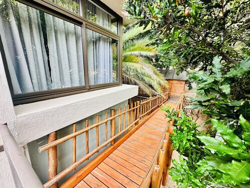 Little Forest Garden Retreat Guesthouse